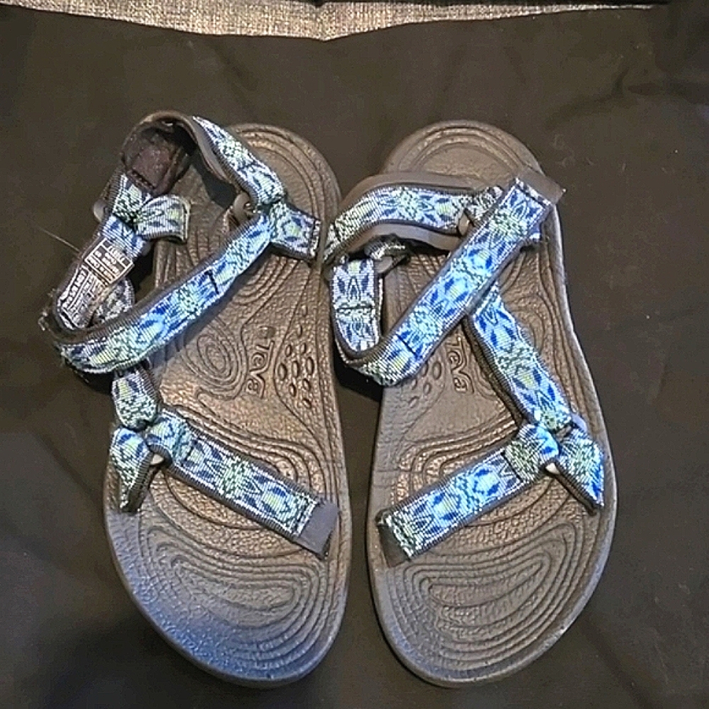 Teva hurricane blue fabric sandals, 8W